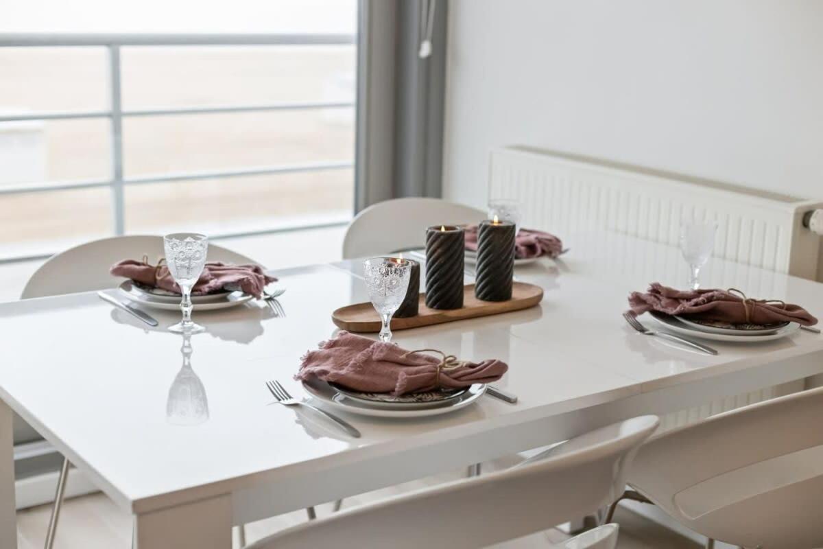 Huswell - Apartment With Frontal Sea View In Knokke Bagian luar foto